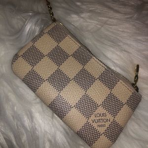 *Authentic* Louis Vuitton key pouch